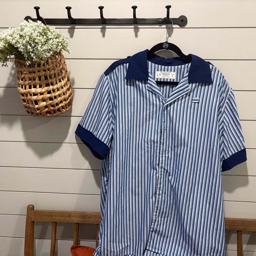 Authentic WDW cast member uniform